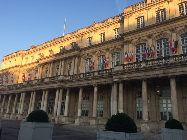 Les Rencontres éclairées. Création.